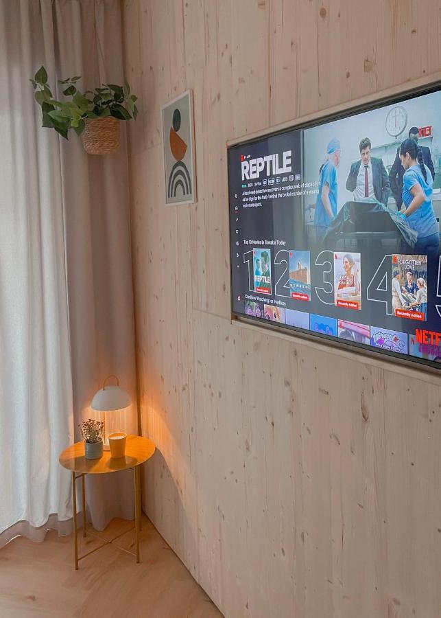Noda - Nordic Design Apartment With Terrace ลิฟตอฟสกีมิคูลาช ภายนอก รูปภาพ